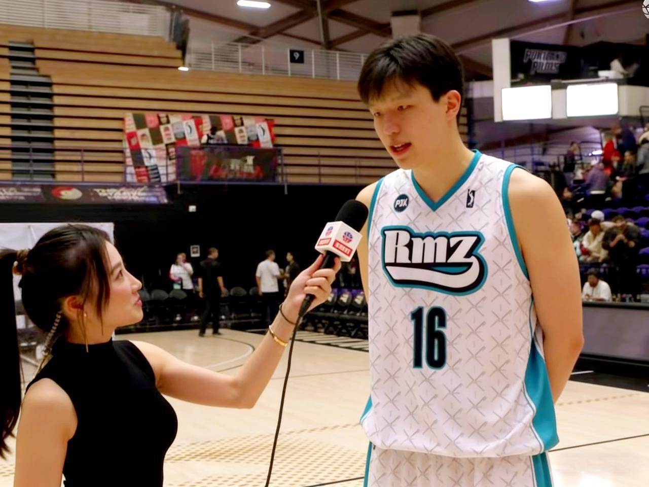 在开拓者制定的成长计划中，杨瀚森走得很好

今天混音队的比赛中，杨瀚森砍下14分