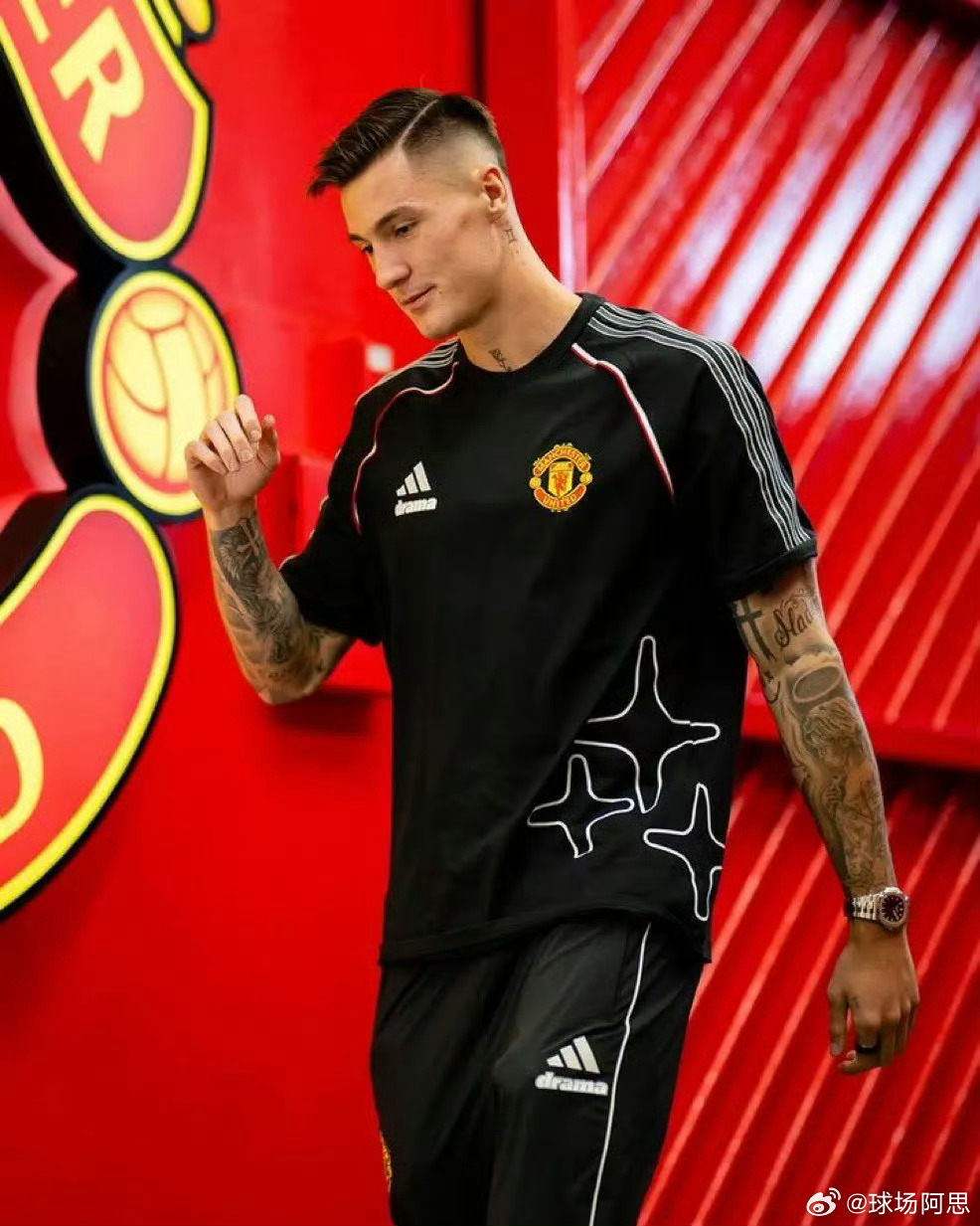 据天空体育新闻报道，本杰明·塞斯科膝盖受伤，可能缺席斯洛文尼亚即将到来的世界杯预