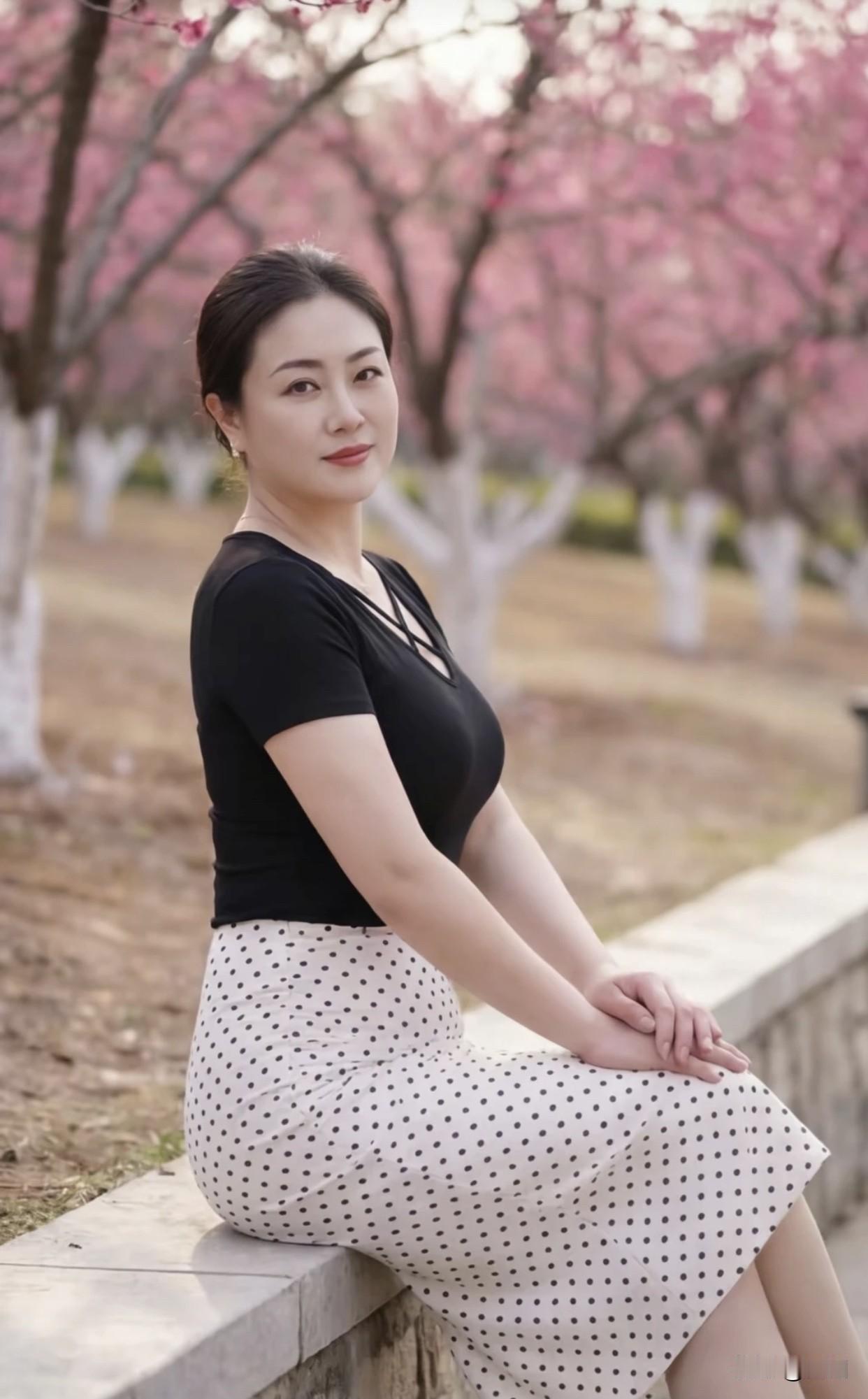 人到中年，累吗人到中年，那叫一个累啊！上有老下有小，老人可能身体不好，隔三岔五就