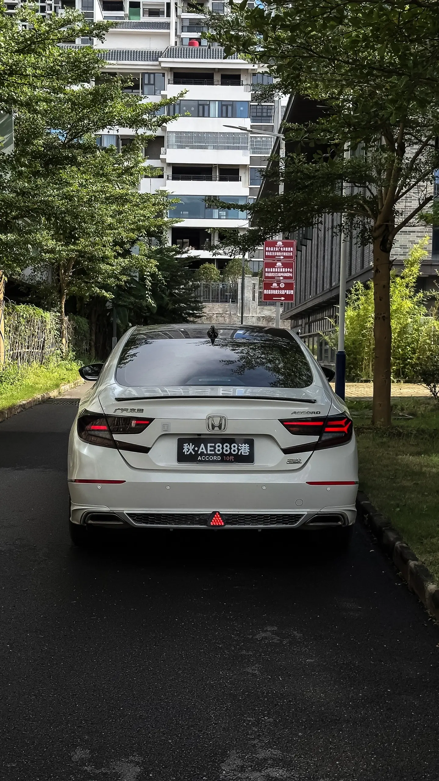 好像 很久没有人问过我开不开心