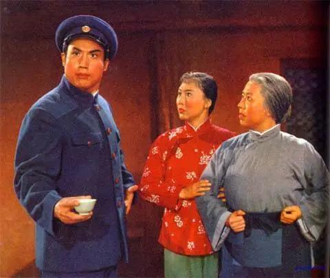 那些专业京剧团体，专业京剧演员，每天都在干嘛？

郭德纲武汉演出被举报，演出的不