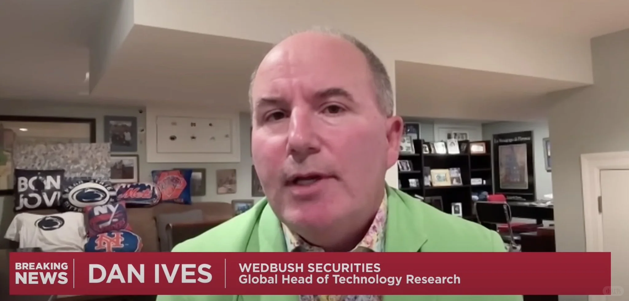 新闻：Wedbush 分析师400 美元上调至 515 美元，称特朗普...