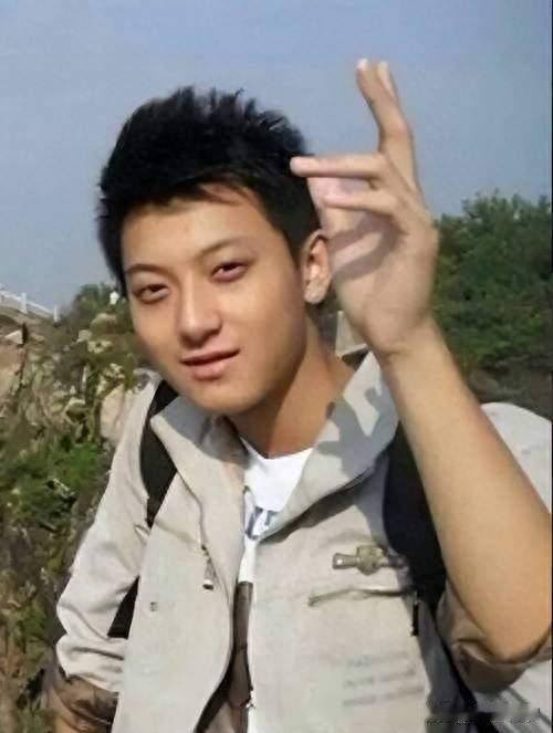 黄子韬私生活大揭秘：藏孩子只是皮毛？