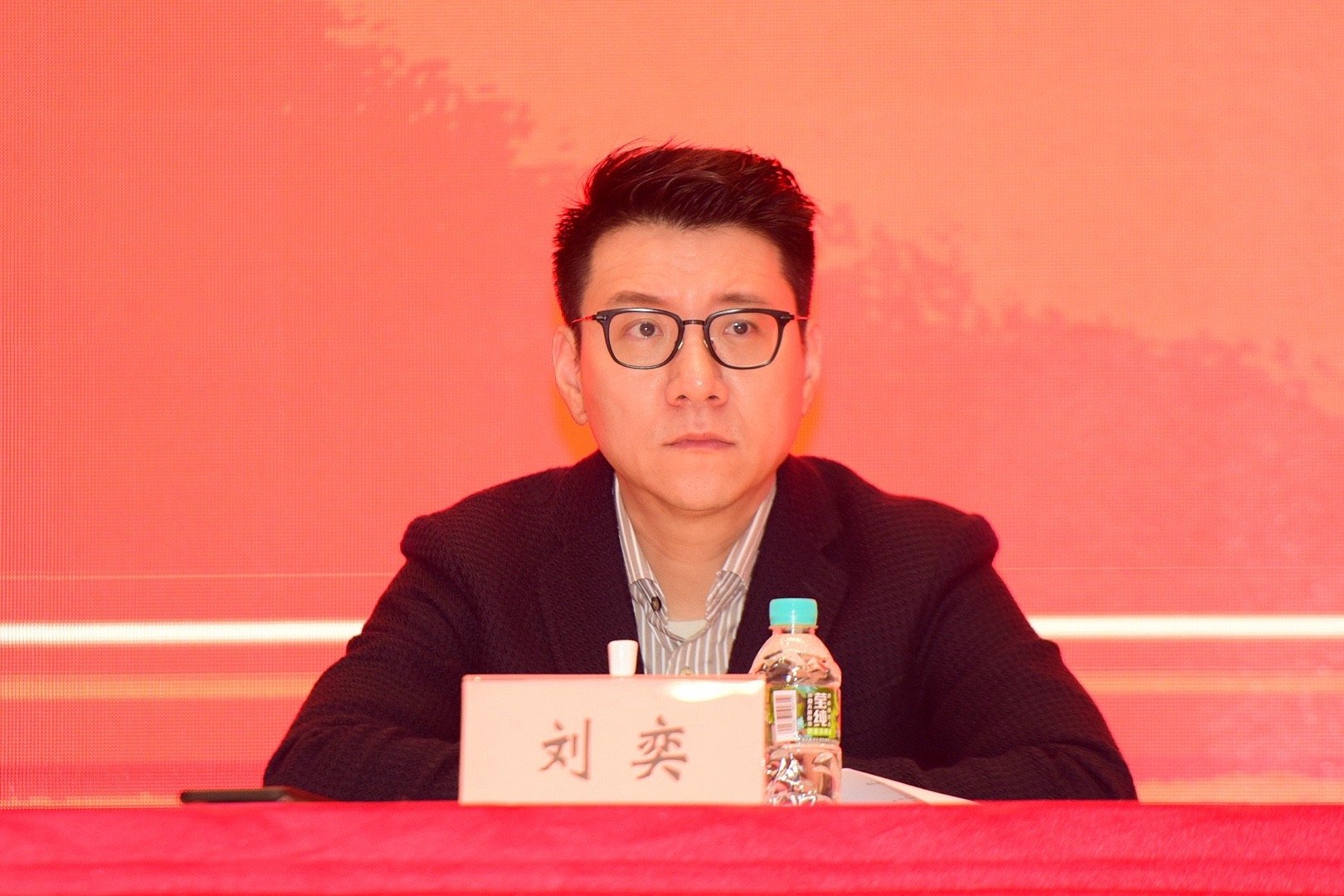 中国足协原秘书长刘奕因受贿罪被判有期徒刑11年，并处罚金360万人民币刘奕的量刑