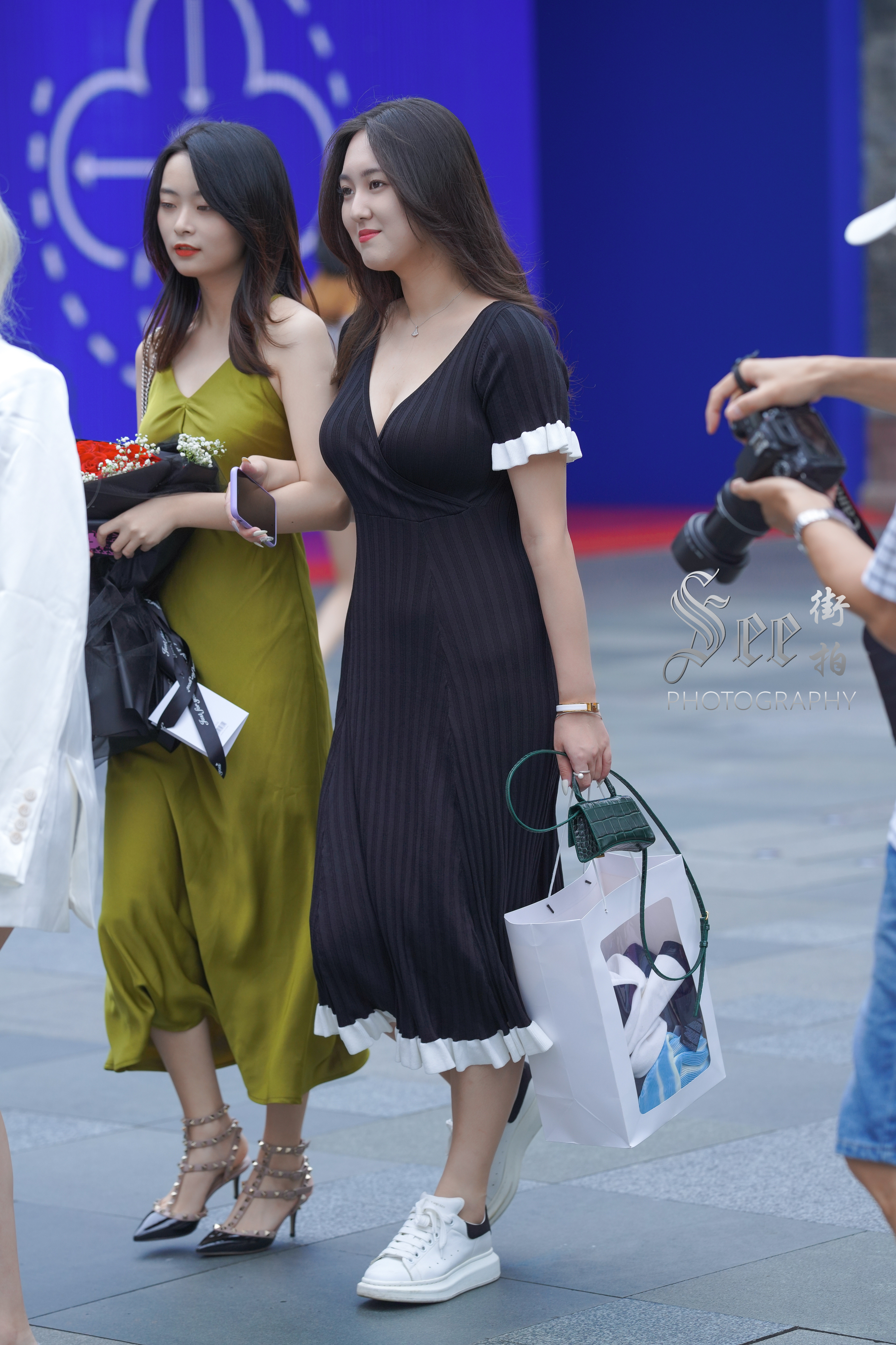 温柔甜美气质~~ ​​​