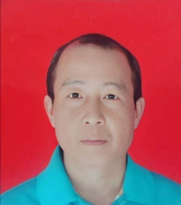 1991年，湖南一名大学生为了铁饭碗，狠心抛弃了初恋女友。那个女孩是他家的保姆。