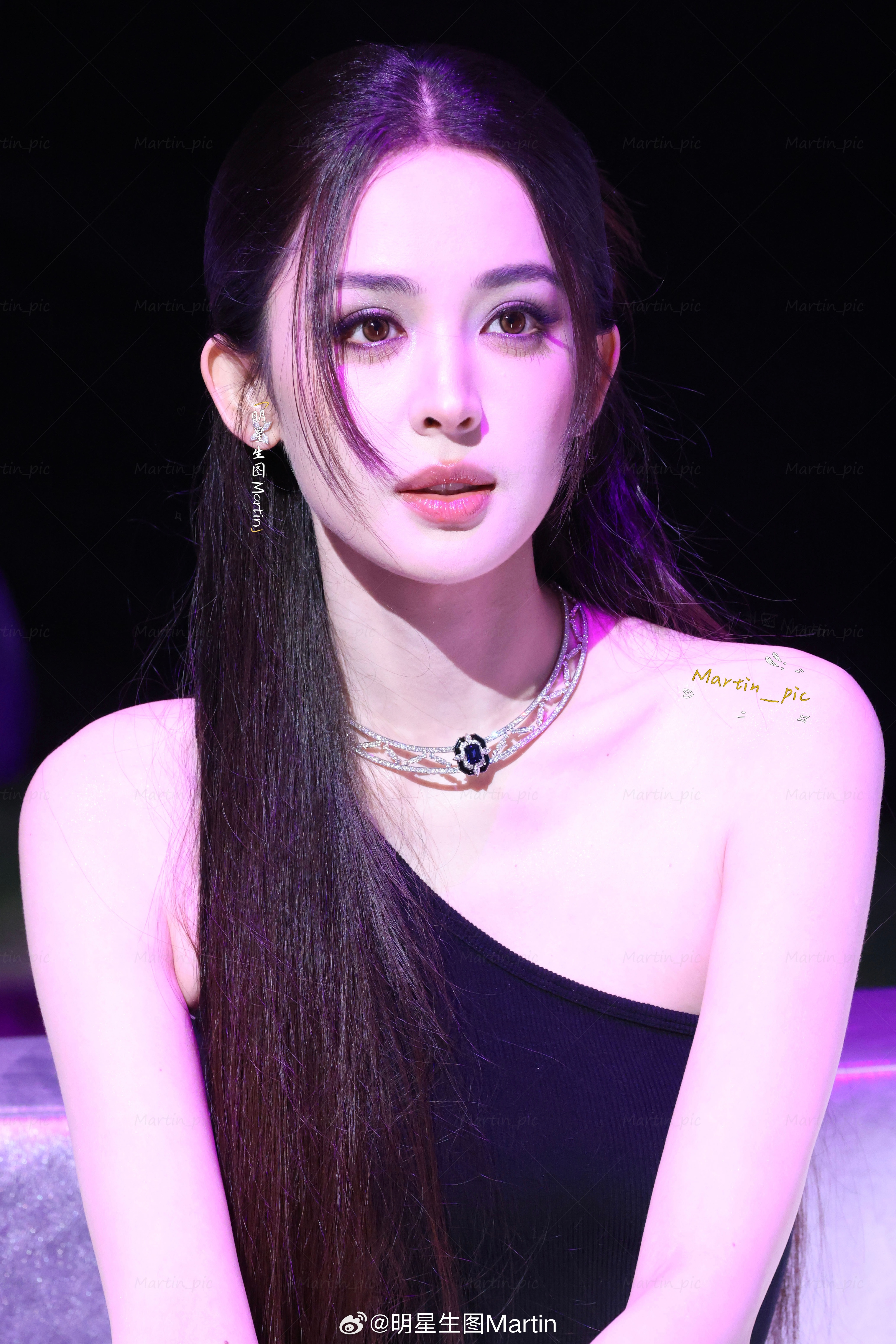 娜扎 娜扎SMFK生图娜扎超清生图美貌 女蜗毕设作品娜扎璀璨烟熏妆