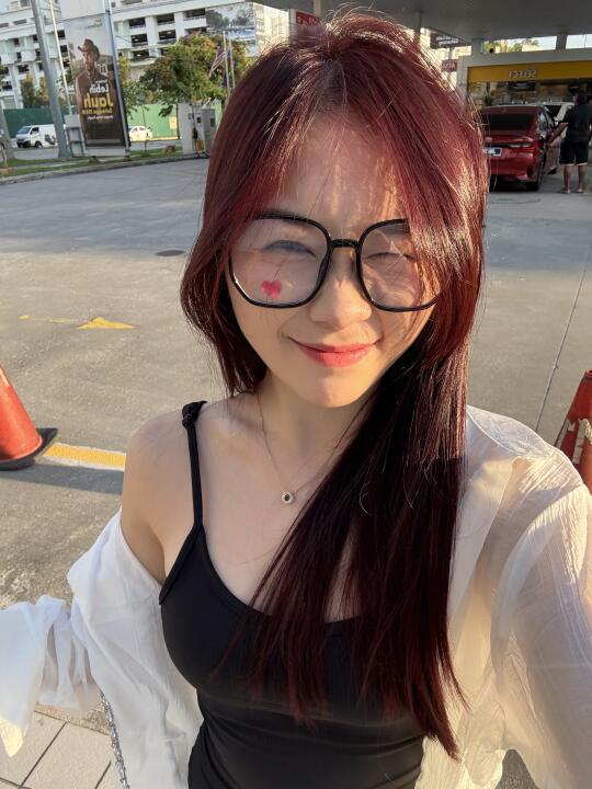 🇲🇾脸上有小东西～～