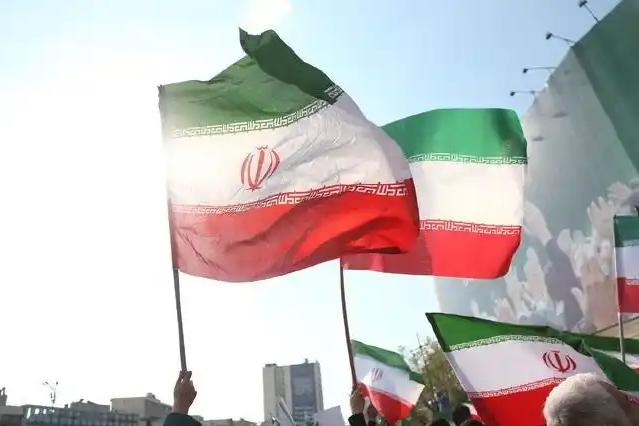 突发！伊朗宣布与美国“断交”，特朗普最后通牒倒计时，中东火药味十足！

今天有个