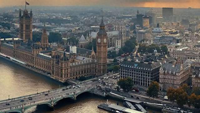英提对俄制裁违规罚没比至100%，全国预警俄A7结算系统