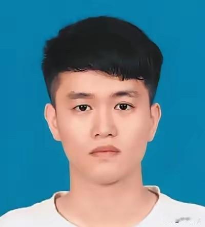 命苦不低头，人硬路自宽！这位中建工长，才是真正的生活强者
 
陈重私现任中建一局