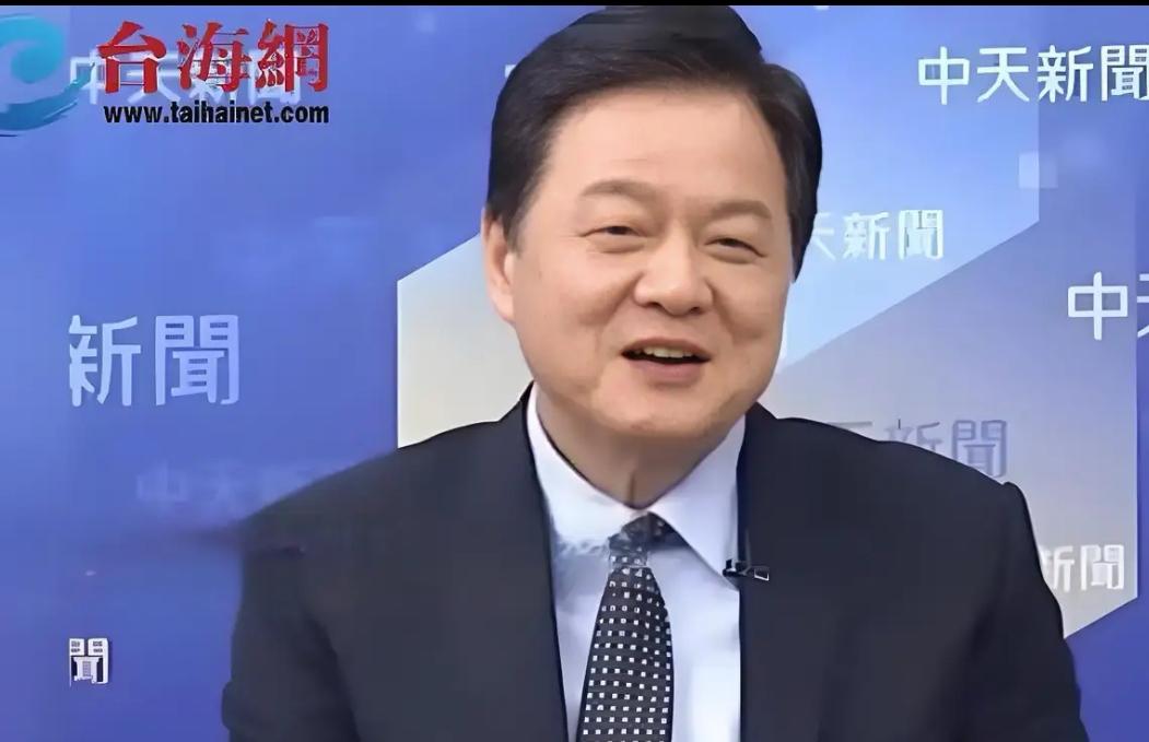 台湾时事评论员周锡玮表示：美国人你不要在那里讲什么Ps话了，如果台海发生冲突，你