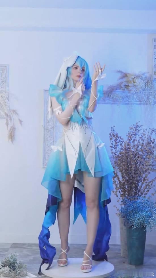 艾什莉体模再次cos守岸人 [抱一抱] 这样太好看了吧艾什莉体模小姐姐Peach