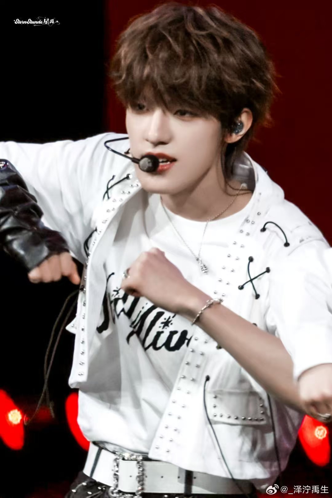 张泽禹一专秒切张泽禹单封秒售磬 从练习生到实力歌手，张泽禹用一专秒切交出完美答卷