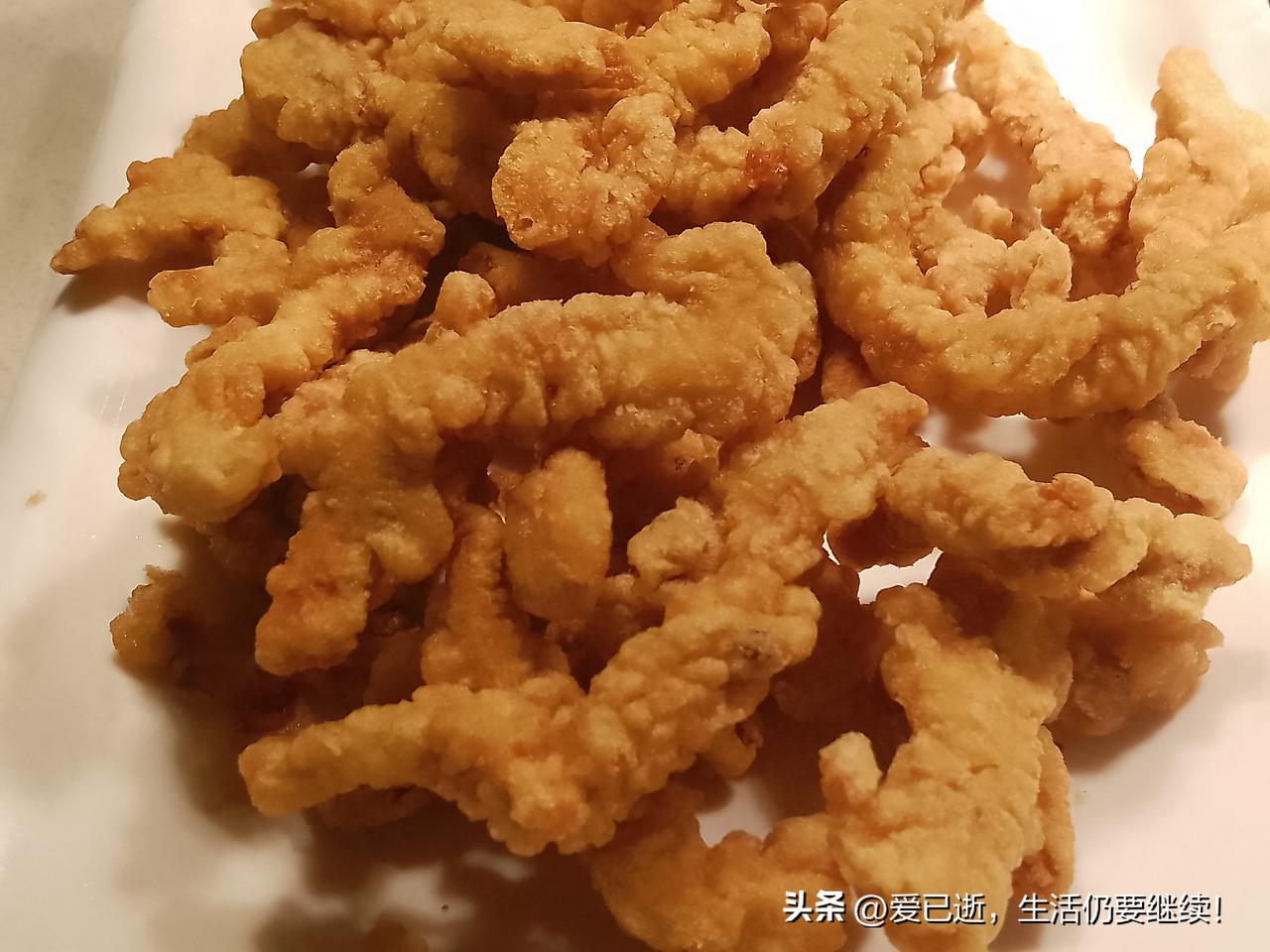 挣钱最终为了什么？挣钱是为了能体面点活下去，因为现在物欲横流的世界，能活着都不容