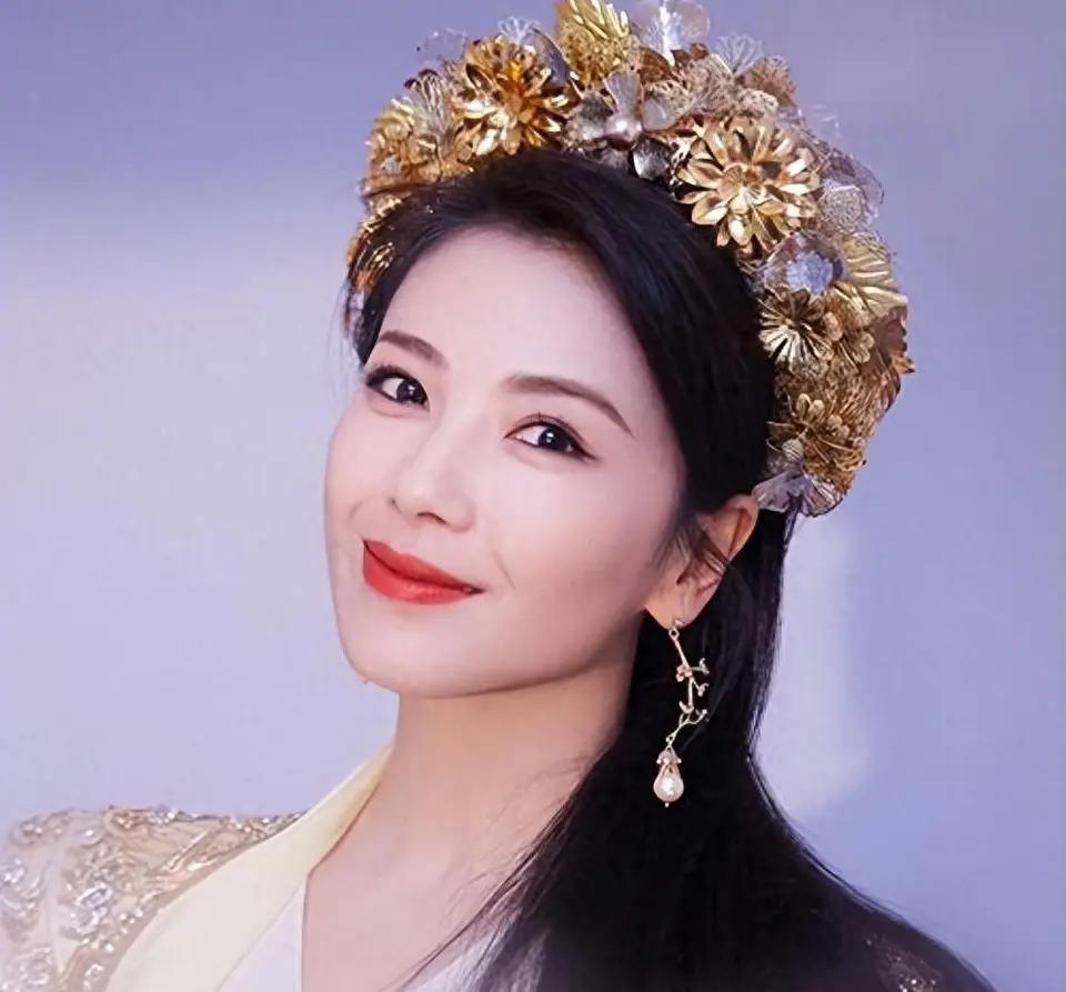 刘涛和刘亦菲,谁更美?
刘涛和刘亦菲都是娱乐圈顶级美女天花板级别。
她们都很美，