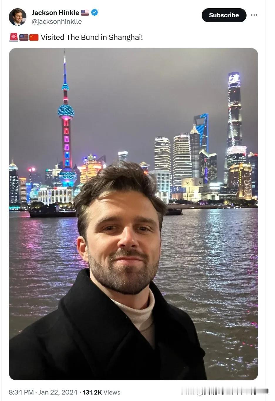 推特大V，杰克逊·欣克尔，这哥们儿来中国了，去的地方还都挺有代表性。
——他是推