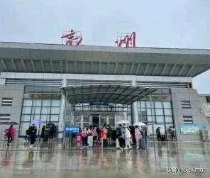 高州信宜的普通火车何时恢复运行呢？广湛高铁开通后，信宜和高州的普铁列车便停运了。