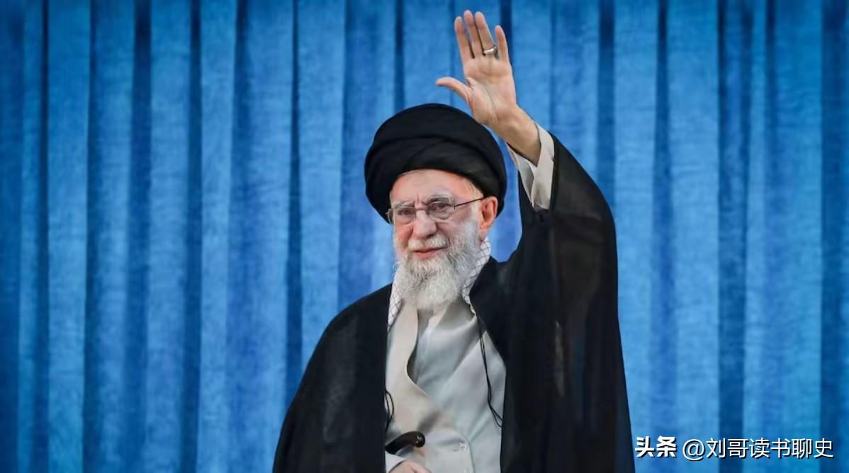 直到最后一刻，哈梅内伊都不明白：那通来自耶路撒冷的电话，怎么就成了自己的死亡通知