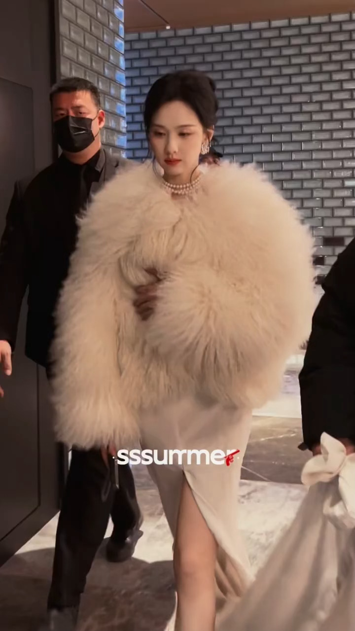 陈都灵丨第一章：白月光回国 