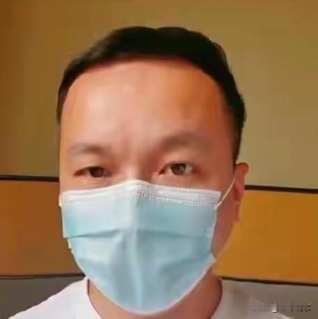 坚决支持四川大学“吸烟就不能享受学费减免”
吸烟有害健康，这是其一，吸烟需要钱，