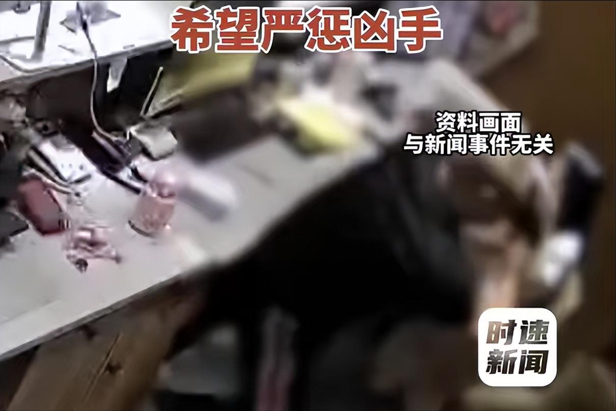 北京，一年轻女子跟男友谈恋爱期间，因各种琐事矛盾让女孩不再享受亲密关系，就跟男友