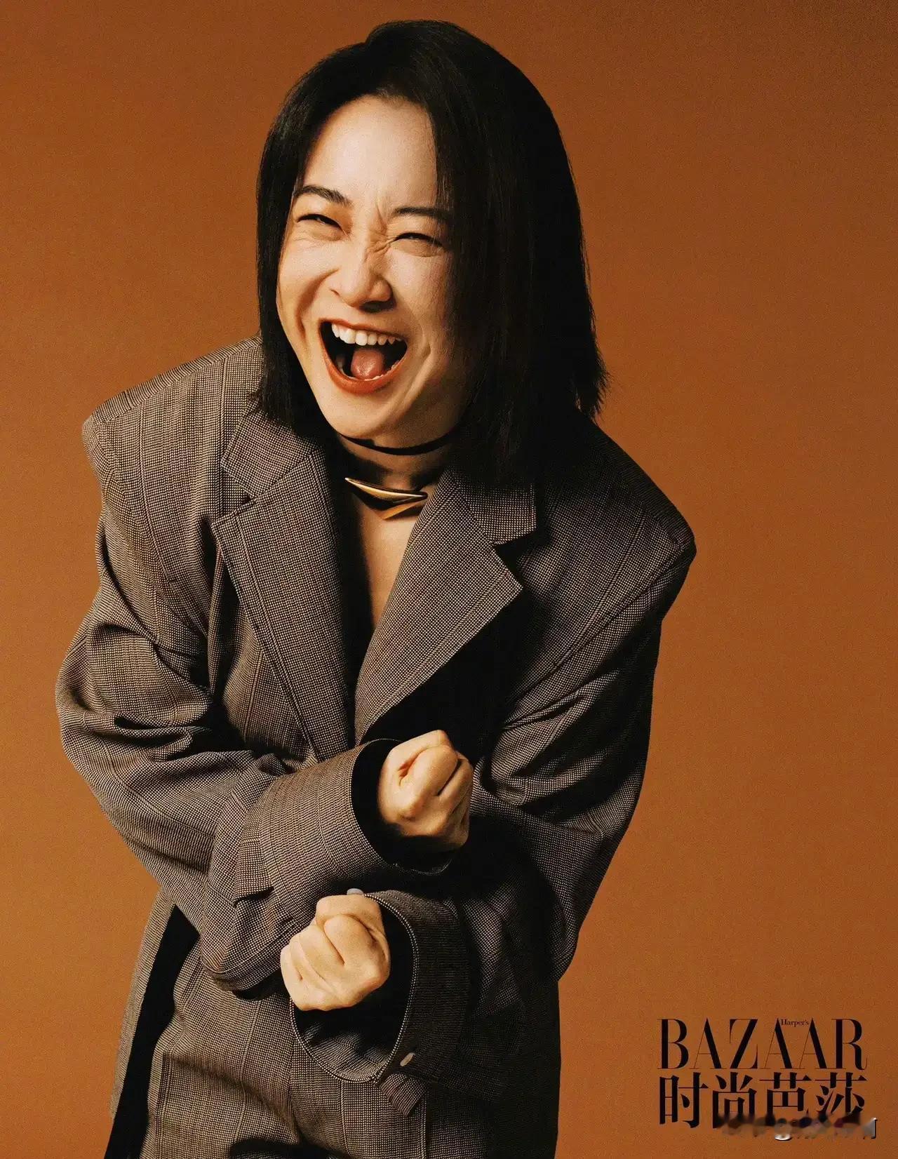 贾玲还是有深度的娱乐人，这次不仅仅是拍了一部戏，她的转型可能很成功，胖嘟嘟的戏剧