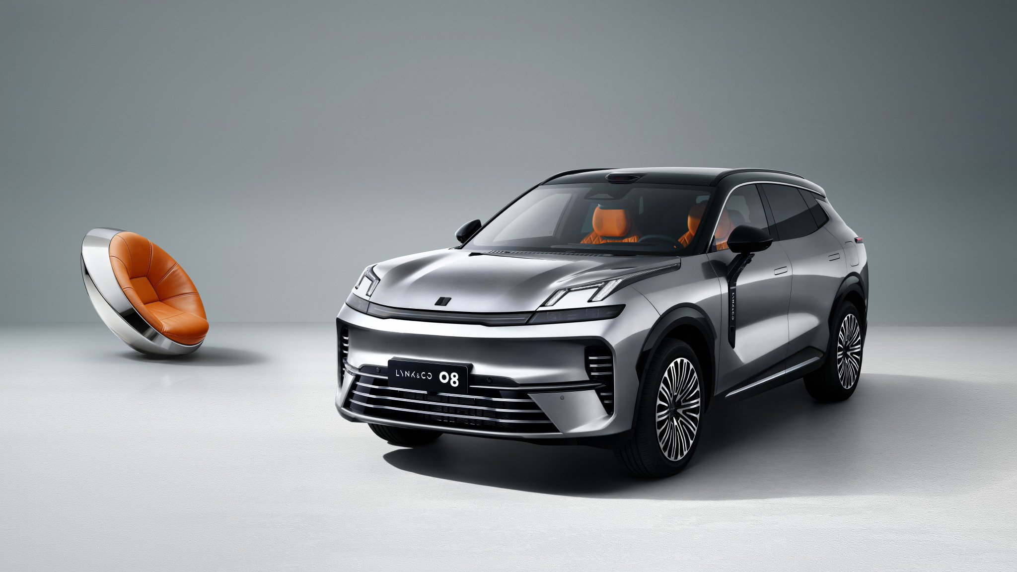 领克08极光套装灵感上新总结一下，是在08的210四驱性能Ultra H7、23