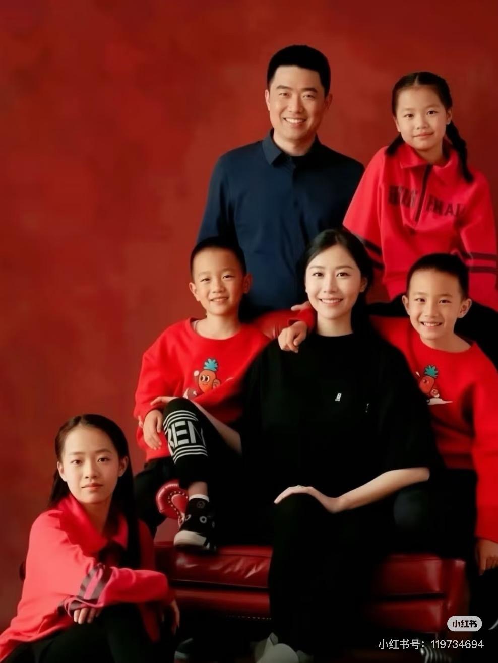 理想汽车创始人李想和妻子王蕾 他给所有兼顾事业家庭的创业者上了一课 想要稳稳妥妥