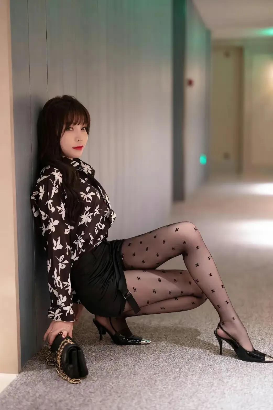 这个世界没有渣男渣女，只是你太贪心了，你想要永远无限得幸福快乐。但幸福快乐只是一