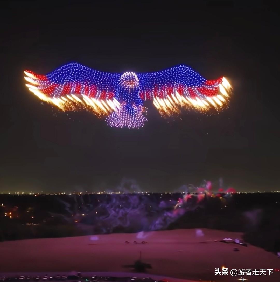 美国国庆日的无人机表演，看完之后觉得，在这这一领域除了中国的无人机表演团队，就属