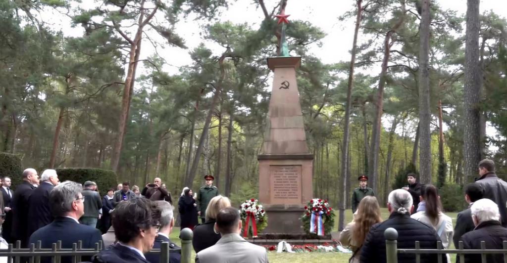 俄驻德大使硬气发声！祭奠苏联被抓劳工，要求德国认下二战旧账

4月19日这天，俄