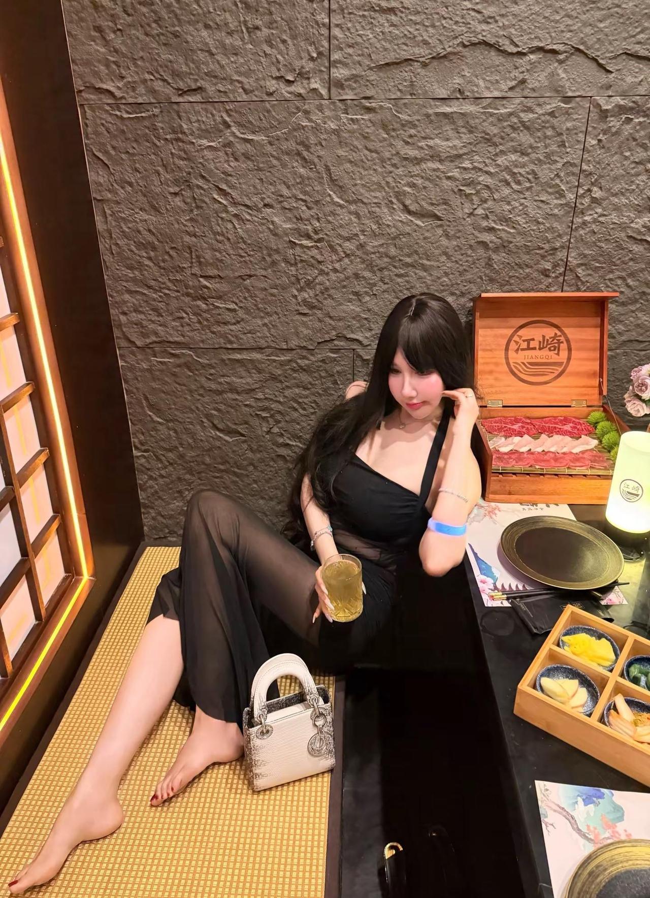 醉 怎麼會喝醉。广州江崎和牛约会吧约会餐厅 吃饭拍照 日式烤肉 omakase