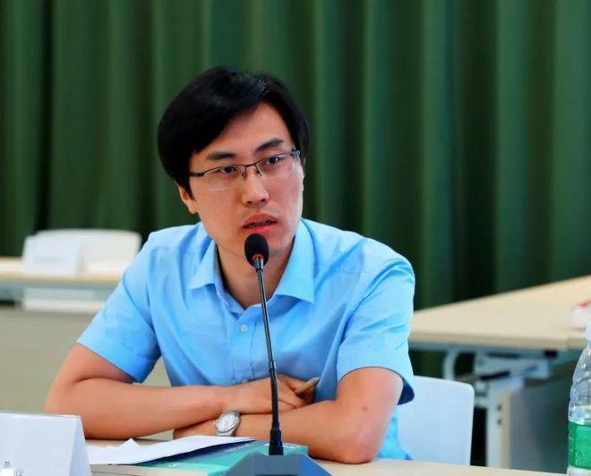 网传汤家凤点名赵通，3年前那篇文章被翻出，他到底写了什么？

清华毕业后进入美国