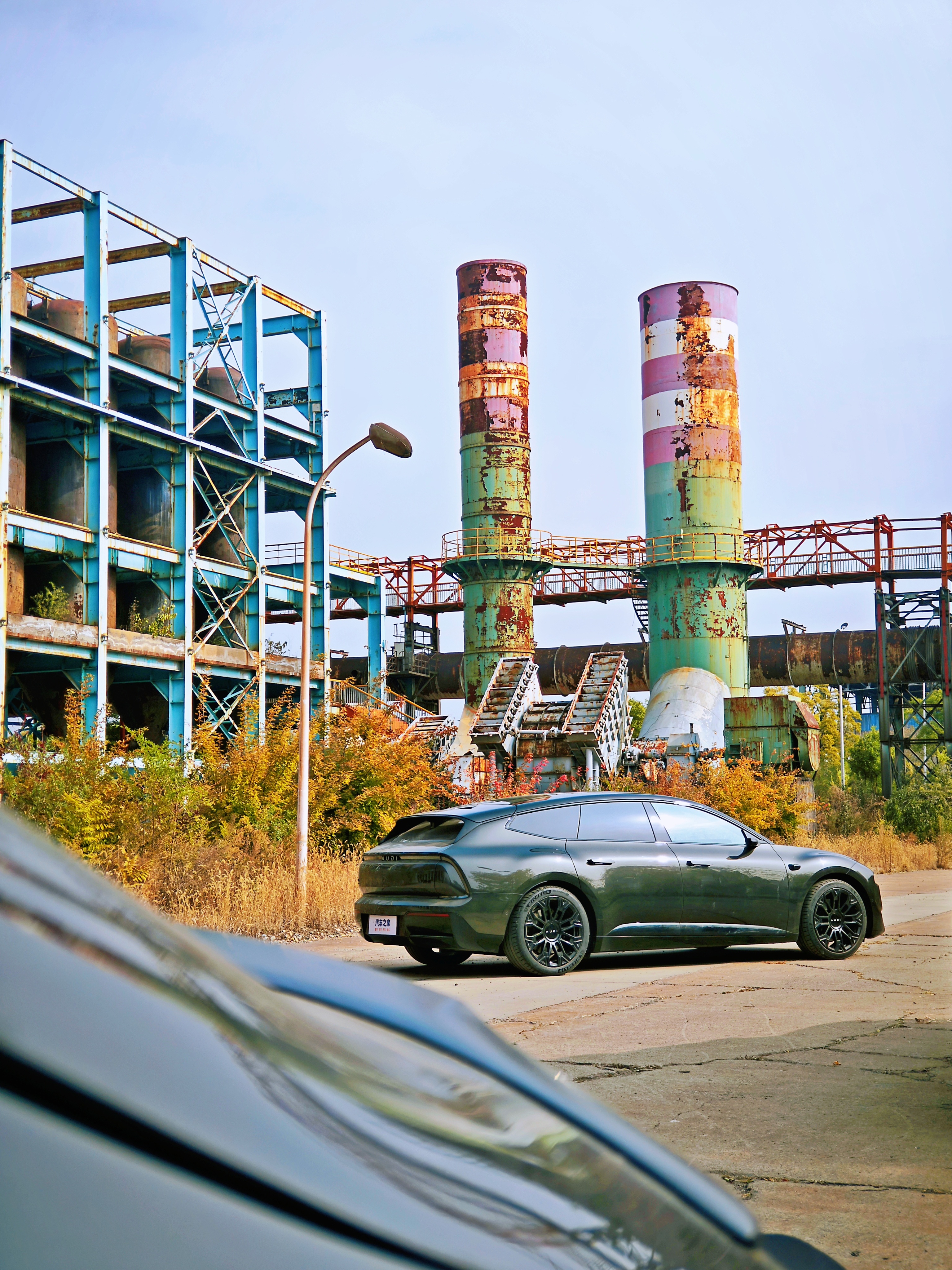 六哥六哥有没有兴趣弄个小拉杆一低遮百丑百改降为先奥迪e5一百天真长测 ​​​