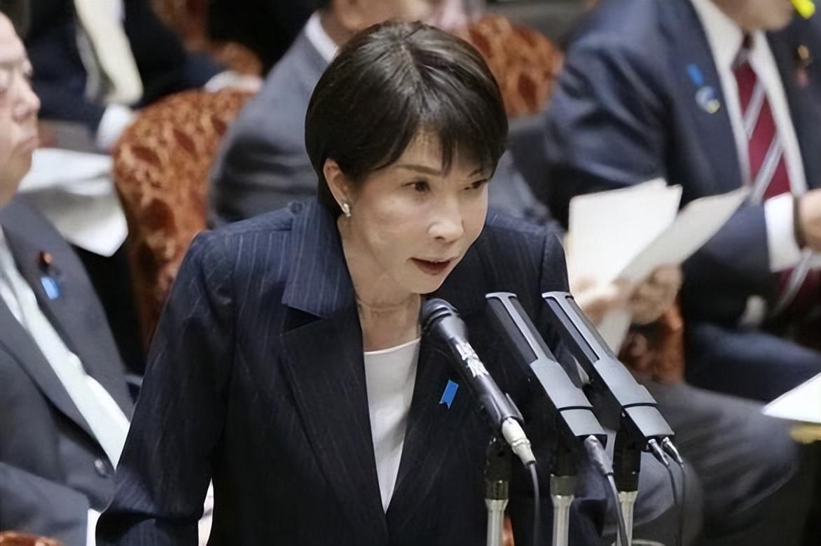 近年来，日本右翼势力不断抬头，军国主义阴魂不散，其一系列军事冒进举动早已突破和平