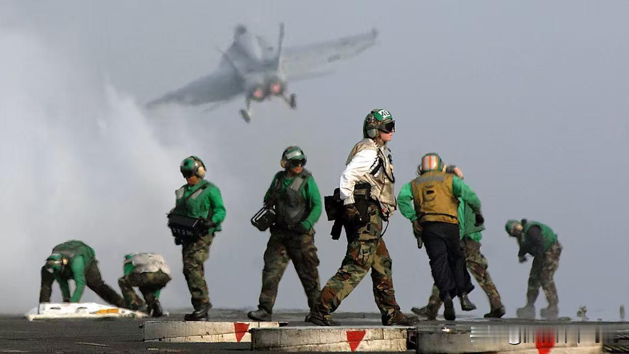 原来去年底被击落的超级大黄蜂战机是被美军自己干掉的，这乌龙摆得相当新奇。据美国海