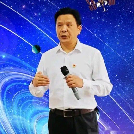 《邓正红软实力哲学：暗物质本来就不是粒子 暗能量本质是宇宙常数》这是一个你不想错