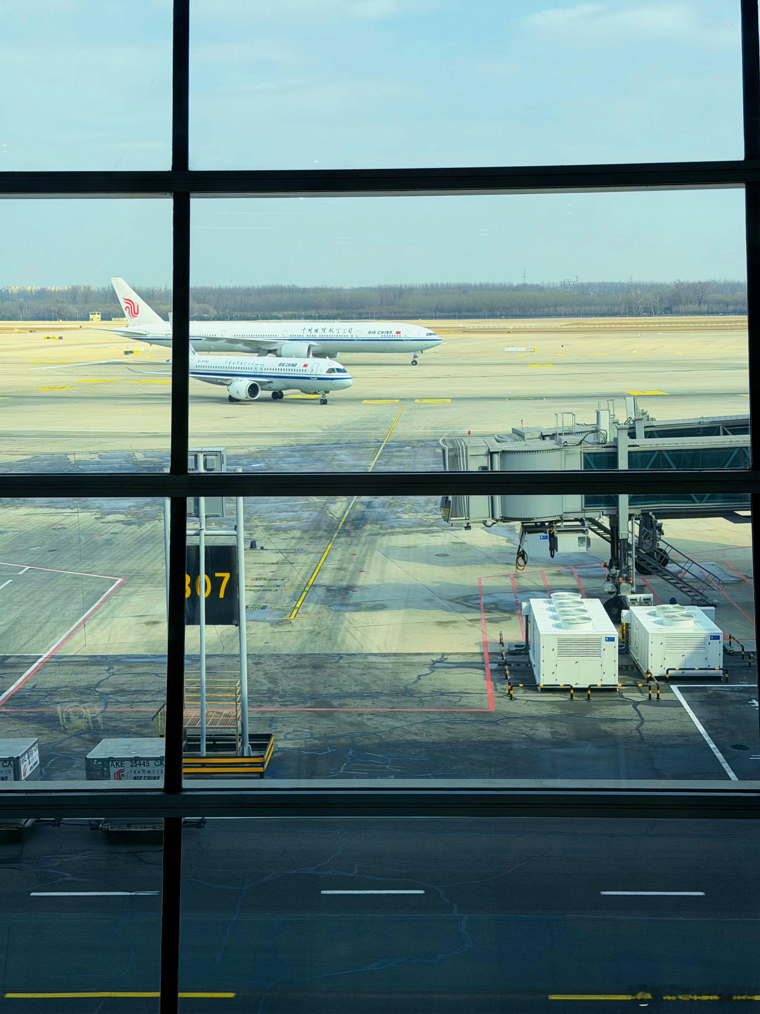 出差继续，周末？不存在的，上一次休息还是春节假期🤔 杭州·杭州萧山国际机场