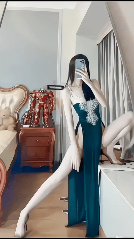 冷白皮大长腿，这种真是太美了