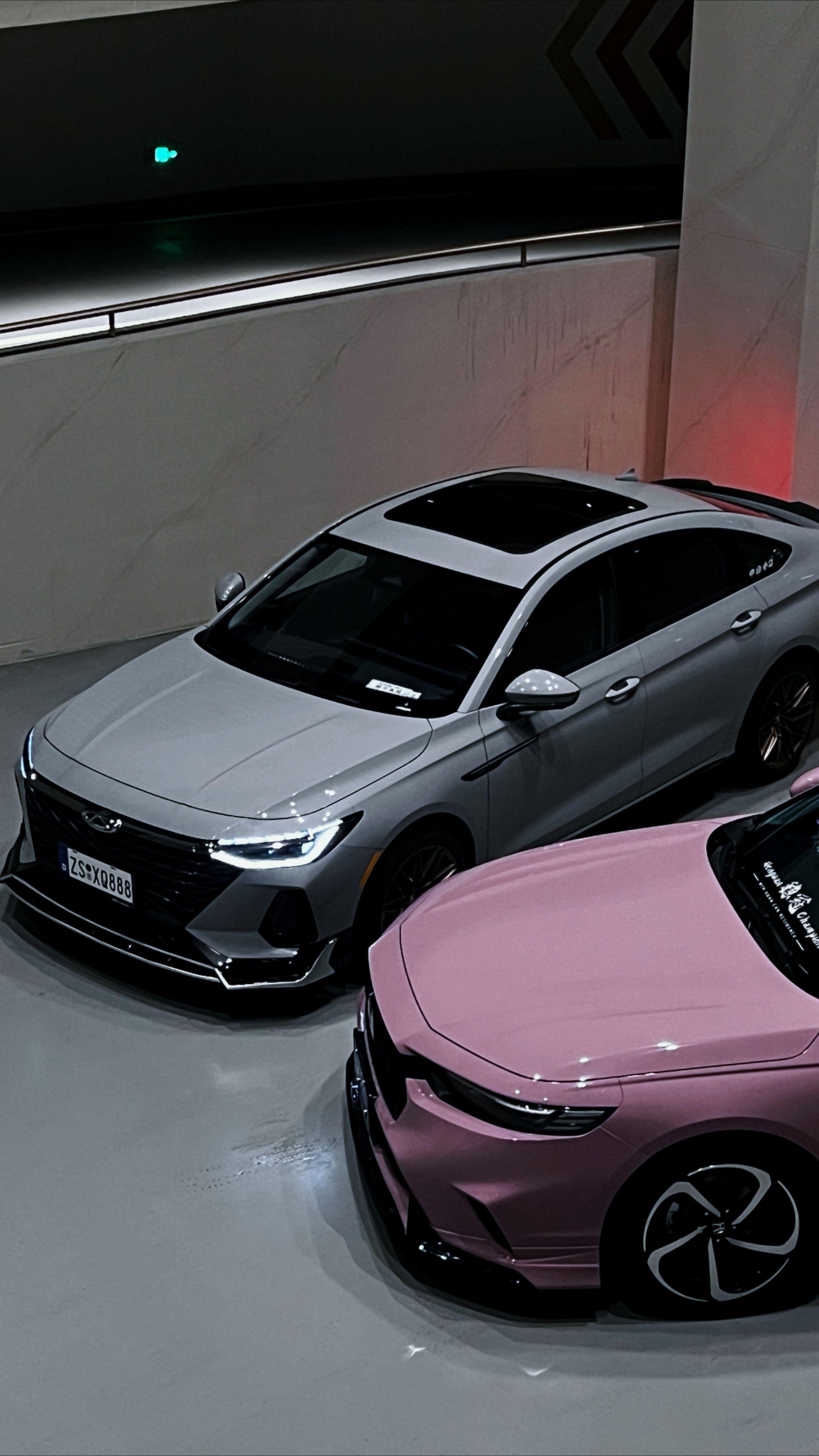 二十岁能拥有自己喜欢的车已经是很多人的梦想了