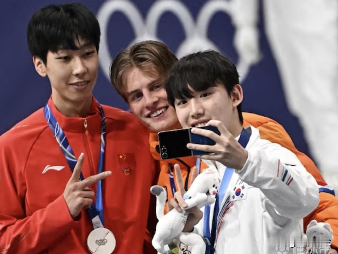 冬奥会韩国又出来挑事了…韩国媒体报道米兰冬奥会时称，拥有14亿人口的中国无金暂列