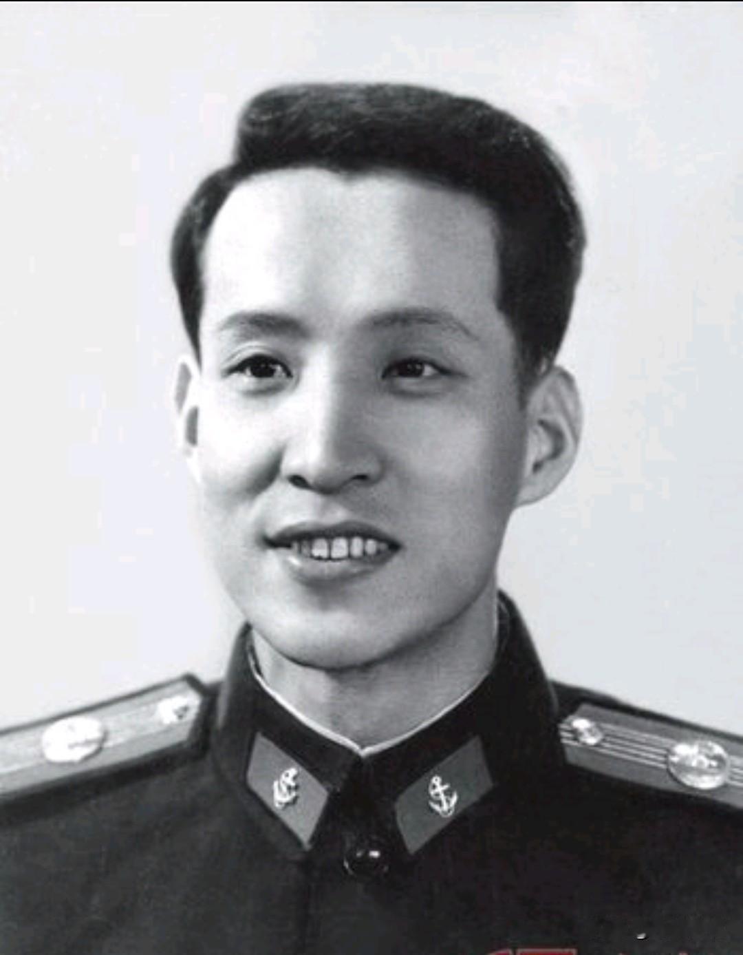 大家还记得这位相声演员吗？
 没想到他已离世8年了，他的满族，出生于天津常氏相声