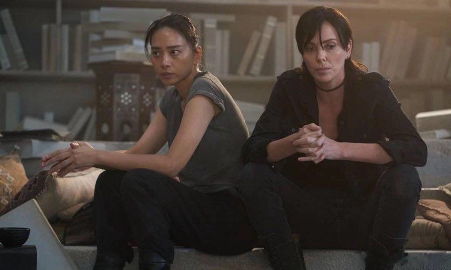 charlize theron查理兹塞隆和吴青芸在新片《永生守卫2》中的新剧照和