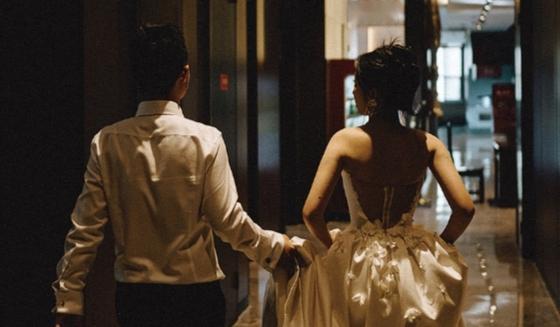 印度尼西亚：结婚当晚新娘才发觉“未婚夫”竟是女扮男装。

2026年4月3日，在