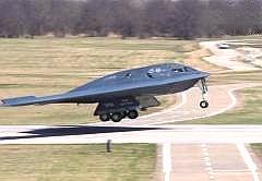 杭州一家AI企业，通过人工智能的监测系统捕捉到了4架美军B-2隐形轰炸机在伊朗的