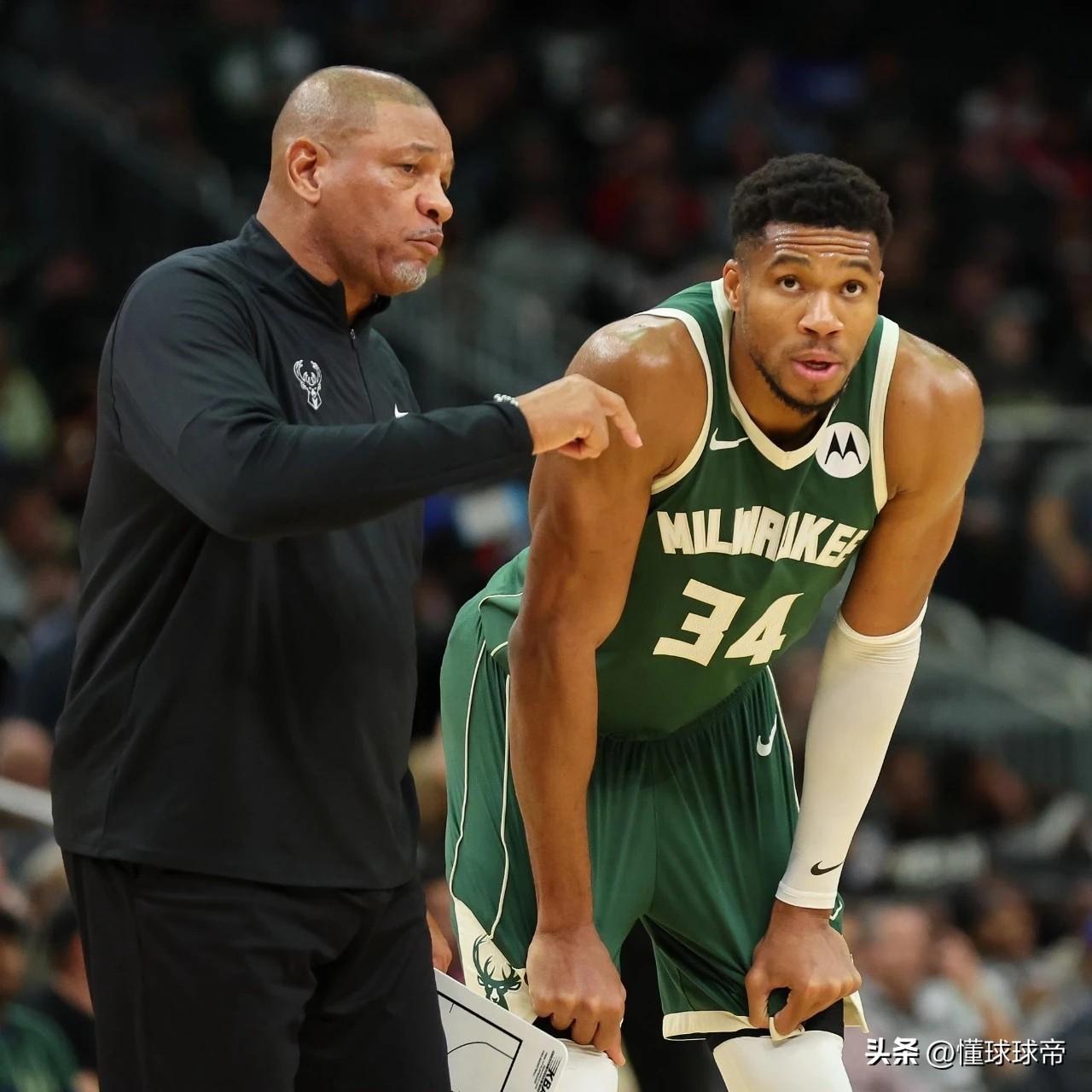 老里晚节不保啊，雄鹿三场比赛输掉了96分！

今天雄鹿输给了马刺32分，上一场输