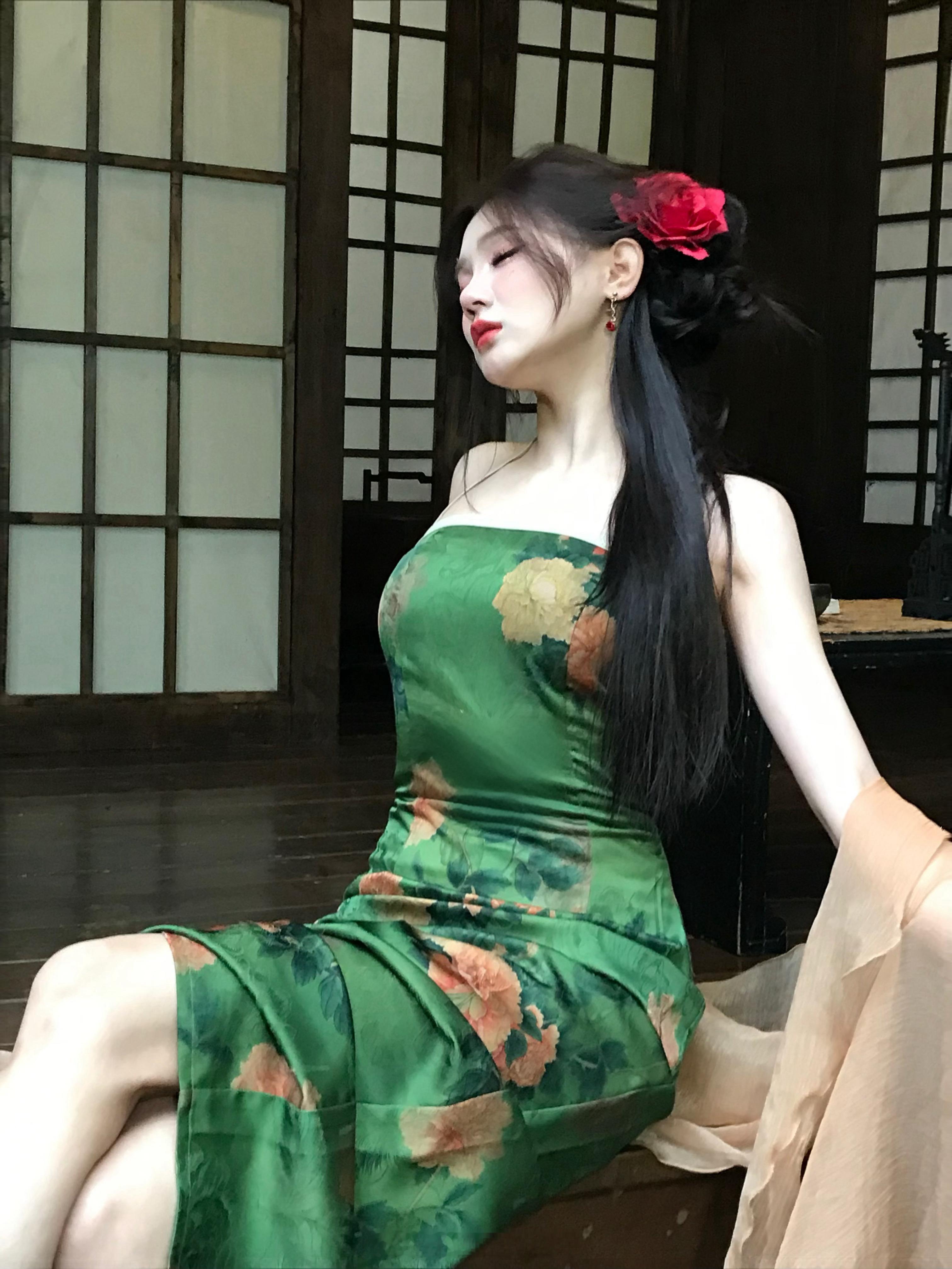 万物生 