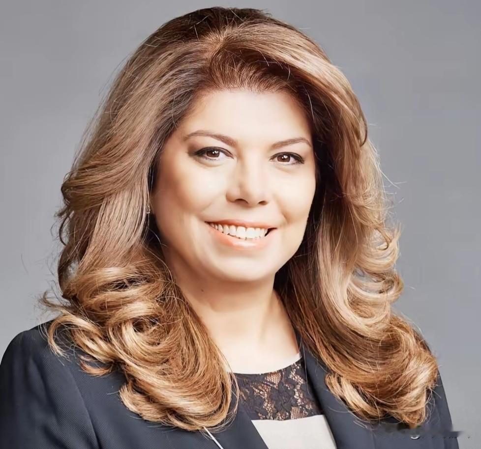 保加利亚总统对华宣布
 保加利亚新当选总统约托娃最近对中方亮出态度，公开提出要成