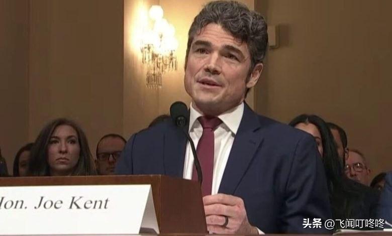 忘掉帝国，拯救美国！

美国国家反恐中心前主任乔·肯特批评特朗普和内塔尼亚胡的战